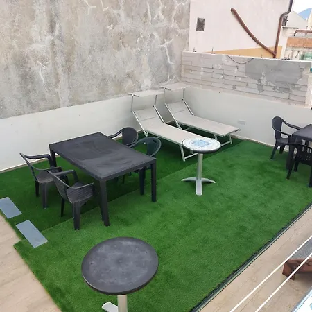 Casa In ,piano Piano * ליפארי