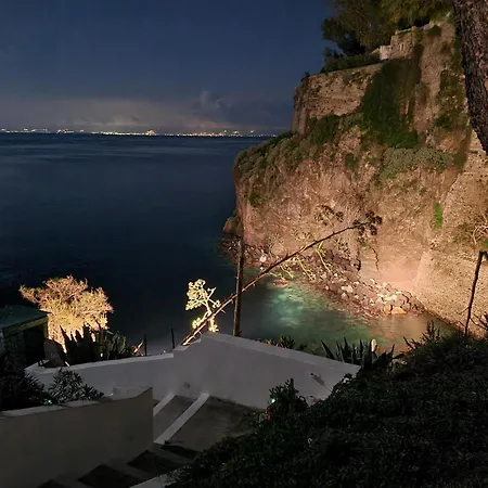 Casa In ,piano Piano * Lipari (Isola Lipari)